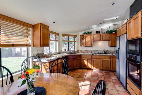 1925 E Calle De Caballos Dr, Tempe, AZ 85284 photo 12