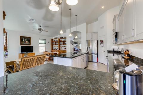 652 W Douglas Ave, Gilbert, AZ 85233 photo 9