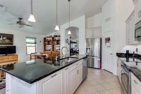 652 W Douglas Ave, Gilbert, AZ 85233 photo 11