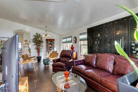 652 W Douglas Ave, Gilbert, AZ 85233 photo 3
