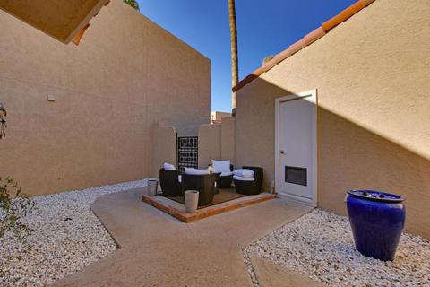 5836 N 8th Pl, Phoenix, AZ 85014 photo 3