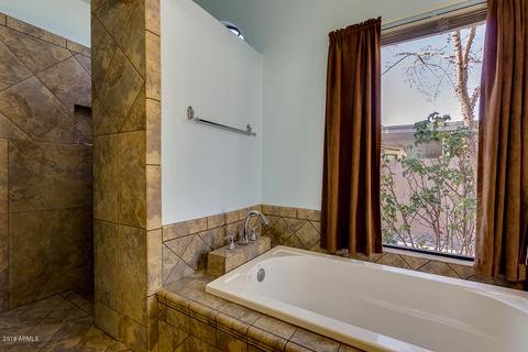 1432 W Iris Dr, Gilbert, AZ 85233 photo 23
