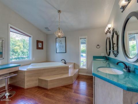 5330 E Palomino Rd, Phoenix, AZ 85018 photo 23