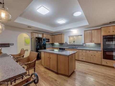 5330 E Palomino Rd, Phoenix, AZ 85018 photo 18