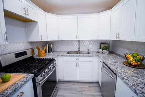 3907 E Osborn Rd, Phoenix, AZ 85018 photo 6