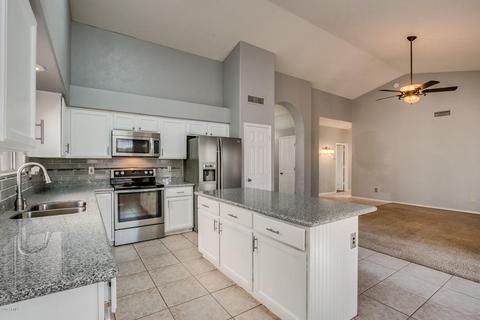 4225 E Rockledge Rd, Phoenix, AZ 85044 photo 6