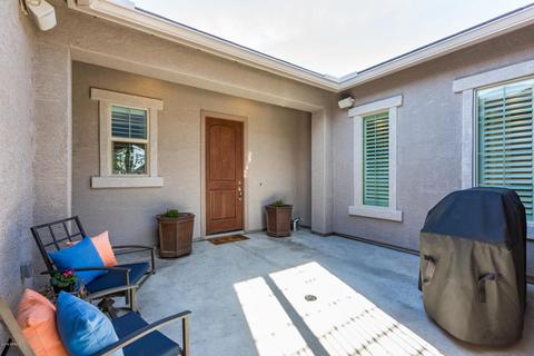 3572 E Cassia Ln, Gilbert, AZ 85298 photo 3
