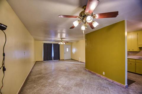 5743 N 38th Dr, Phoenix, AZ 85019 photo 8