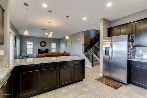 2710 E Hickory St, Gilbert, AZ 85298 photo 5