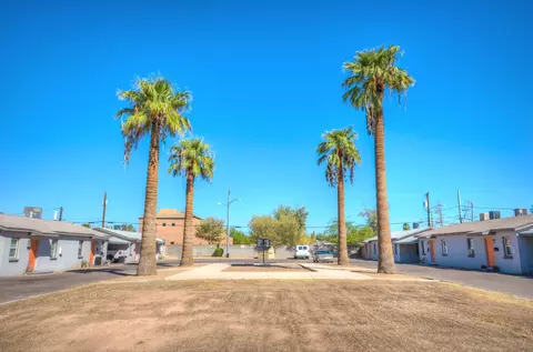 808 E Turney Ave, Phoenix, AZ 85014 photo 9