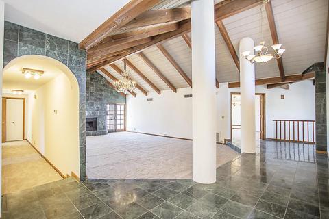 3431 E Shangri La Rd, Phoenix, AZ 85028 photo 9