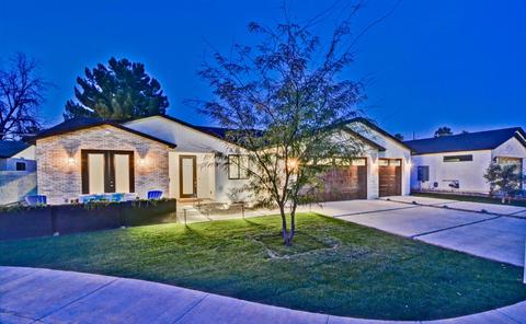 220 E Ashwood Pl, Phoenix, AZ 85012 photo 1