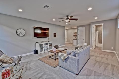 220 E Ashwood Pl, Phoenix, AZ 85012 photo 14