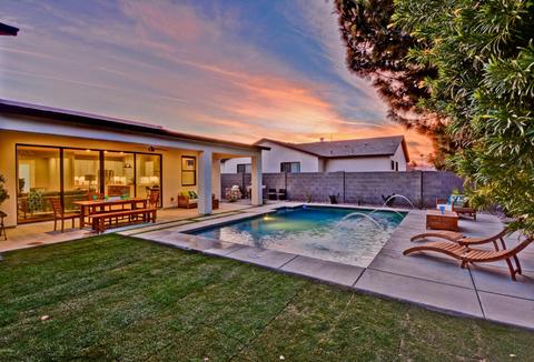 220 E Ashwood Pl, Phoenix, AZ 85012 photo 3