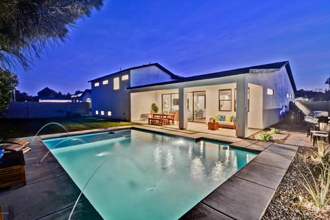 220 E Ashwood Pl, Phoenix, AZ 85012 photo 4