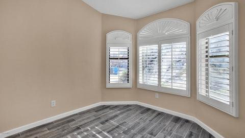 4308 E Abraham Ln, Phoenix, AZ 85050 photo 4