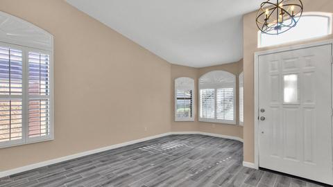 4308 E Abraham Ln, Phoenix, AZ 85050 photo 3