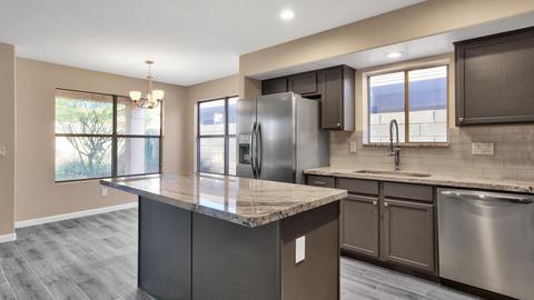 4308 E Abraham Ln, Phoenix, AZ 85050 photo 9