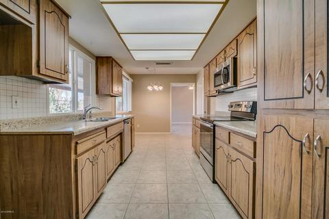 2728 E Cannon Dr, Phoenix, AZ 85028 photo 9