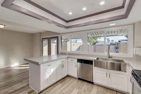 1734 Ellis Dr, Tempe, AZ 85282 photo 3