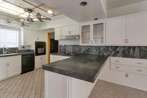 4141 E Mcdonald Dr, Phoenix, AZ 85018 photo 4