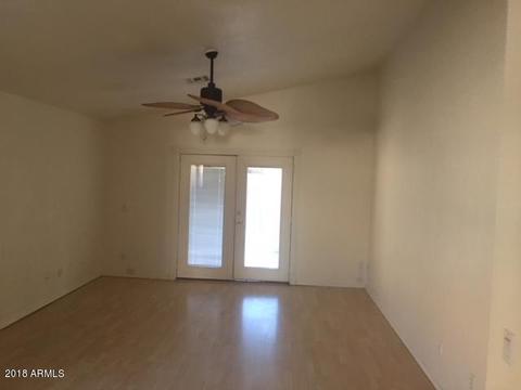 191 W Smoke Tree Rd, Gilbert, AZ 85233 photo 4