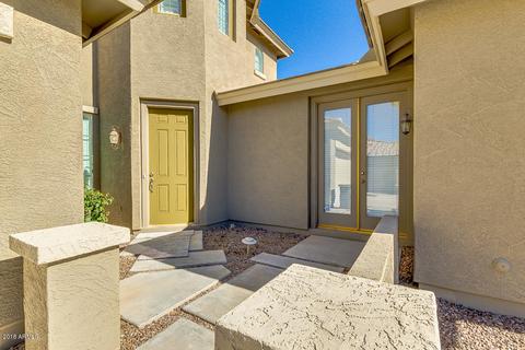 3886 E Packard Dr, Gilbert, AZ 85298 photo 2