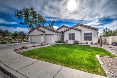 3483 E Mockingbird Dr, Gilbert, AZ 85234 photo 1