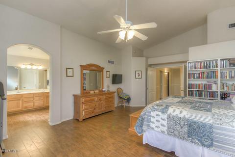 2055 E Smoke Tree Rd, Gilbert, AZ 85296 photo 9