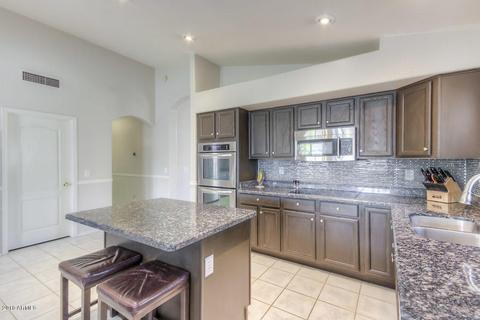 2055 E Smoke Tree Rd, Gilbert, AZ 85296 photo 16