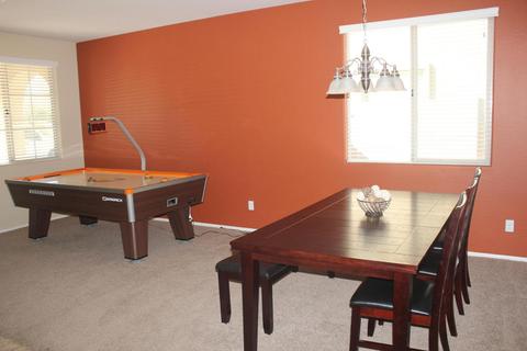 864 E Doral Ct, Gilbert, AZ 85297 photo 3