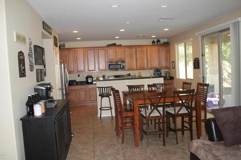864 E Doral Ct, Gilbert, AZ 85297 photo 6