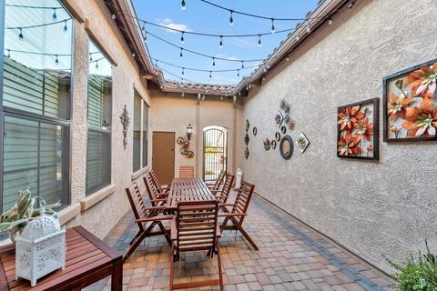 8444 E Leonora St, Mesa, AZ 85207 photo 4