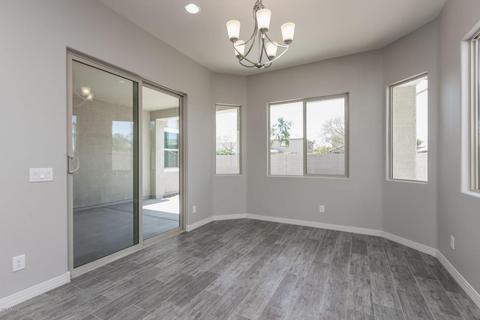 899 E Knightsbridge Way, Gilbert, AZ 85297 photo 12
