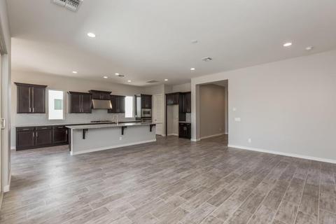 899 E Knightsbridge Way, Gilbert, AZ 85297 photo 5