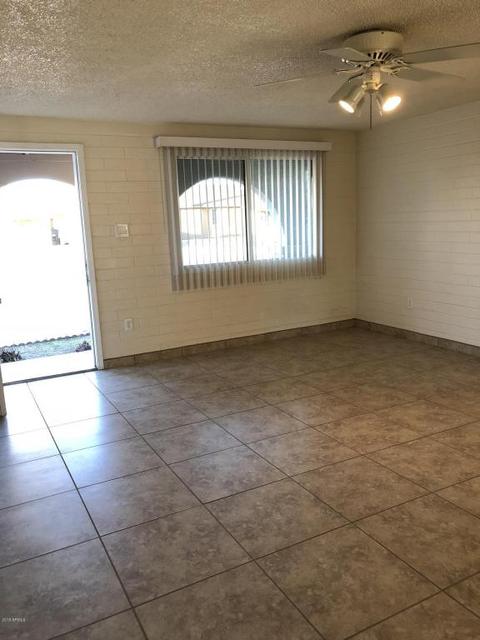 7253 W Wolf St, Phoenix, AZ 85033 photo 4