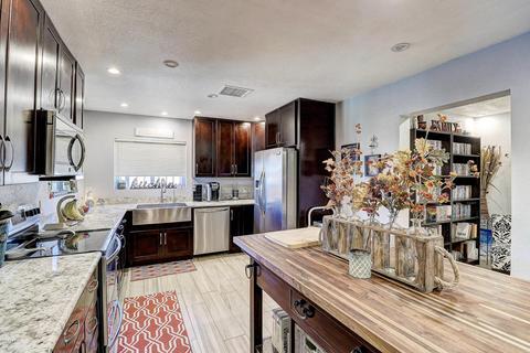 546 E Monte Way, Phoenix, AZ 85042 photo 12