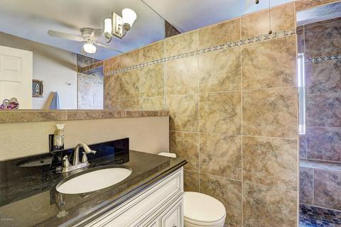 546 E Monte Way, Phoenix, AZ 85042 photo 17