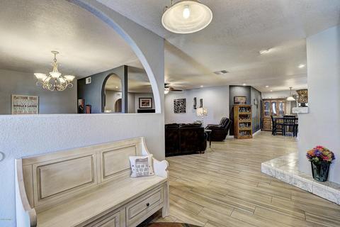 546 E Monte Way, Phoenix, AZ 85042 photo 5