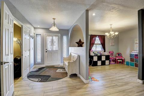 546 E Monte Way, Phoenix, AZ 85042 photo 4