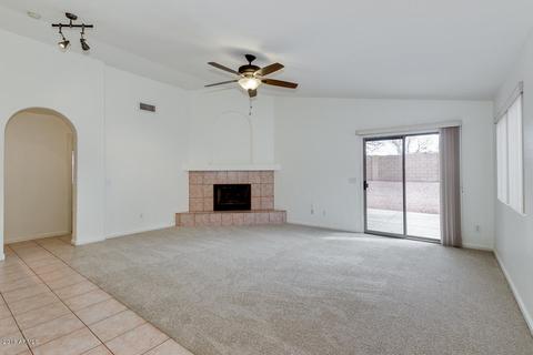 1721 S Buchanan St, Gilbert, AZ 85233 photo 4