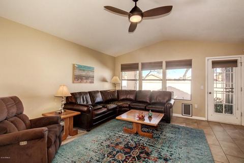 1446 E Laurel Ave, Gilbert, AZ 85234 photo 4
