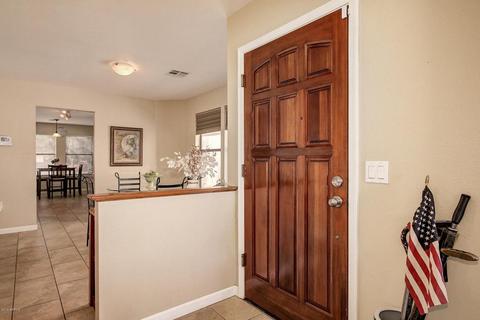 1446 E Laurel Ave, Gilbert, AZ 85234 photo 5