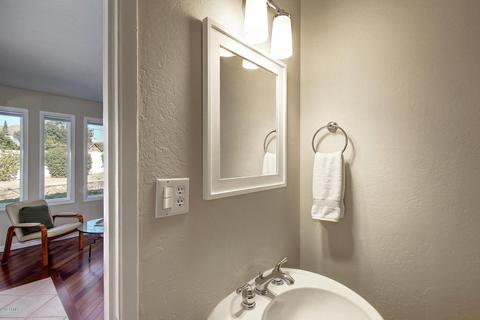 5244 E Osborn Rd, Phoenix, AZ 85018 photo 26