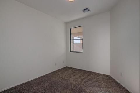 6815 S 37th Dr, Phoenix, AZ 85041 photo 24