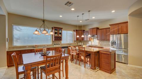 563 E Phelps Ct, Gilbert, AZ 85295 photo 12