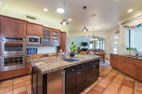 3920 E Mountain View Rd, Phoenix, AZ 85028 photo 9