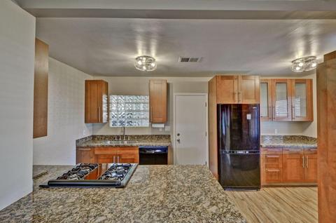 929 E Denton Ln, Phoenix, AZ 85014 photo 8