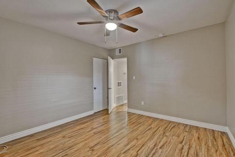 929 E Denton Ln, Phoenix, AZ 85014 photo 16