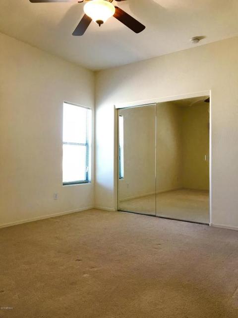 3928 E Branham Ln, Phoenix, AZ 85042 photo 17